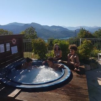 Jacuzzi